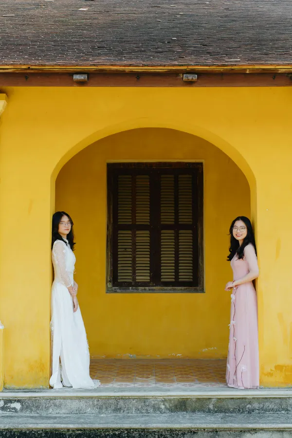 img of Ultimate Guide to Finding Wedding Dresses Under $1000