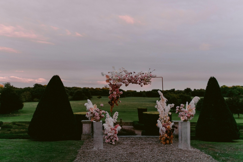 img of Ultimate Guide to Choosing Outdoor Wedding Shoes