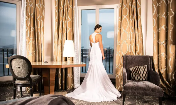 img of Ultimate Guide to Detachable Sleeves for Wedding Dresses
