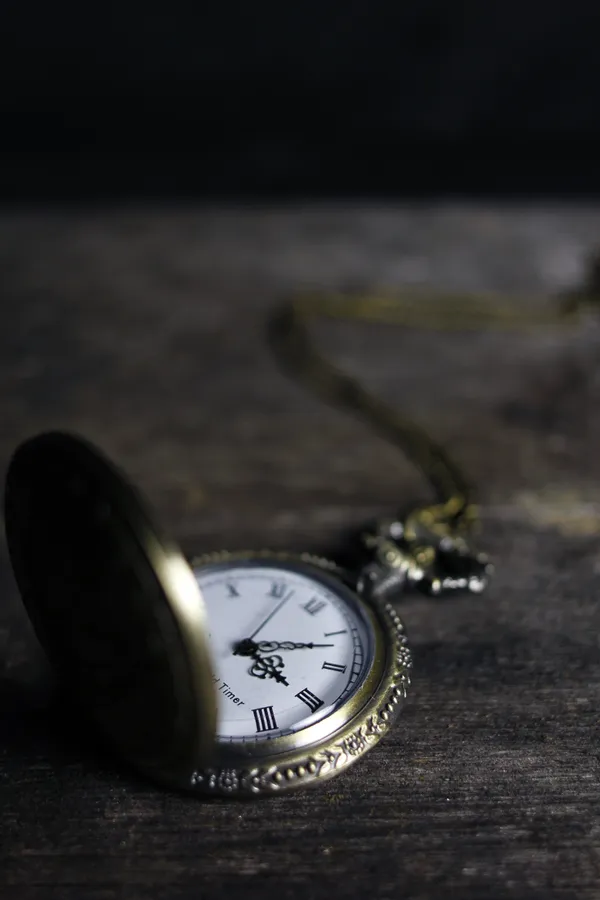 img of Unique Antique Wedding Gifts to Cherish Forever